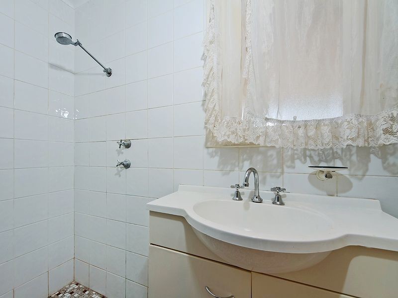6 Cecilia Court, Christie Downs SA 5164