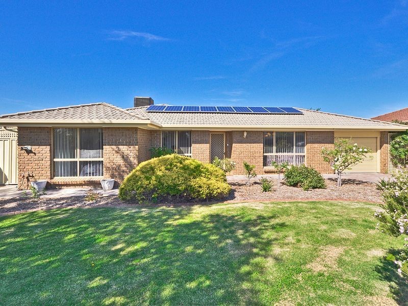 4 Hartog Street, Woodcroft SA 5162