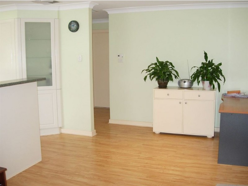 26 Conington Crescent, Morphett Vale SA 5162