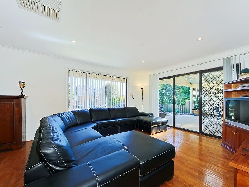 19 Pryor Loop, Sheidow Park SA 5158