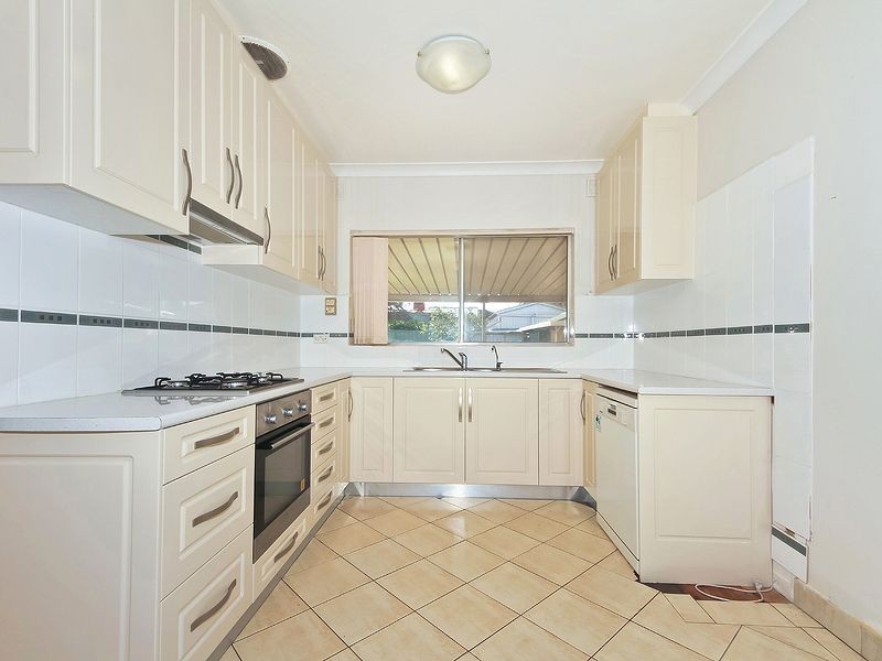 23 Glenda Avenue, Morphett Vale SA 5162