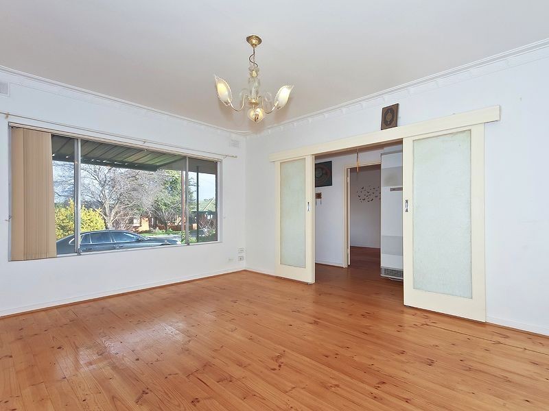 23 Glenda Avenue, Morphett Vale SA 5162