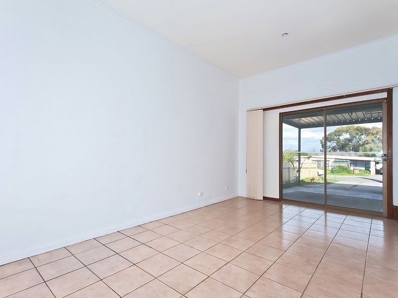 23 Glenda Avenue, Morphett Vale SA 5162