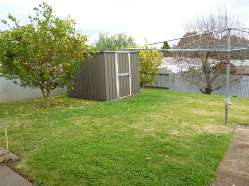 16 Lismore Crescent, Huntfield Heights SA 5163