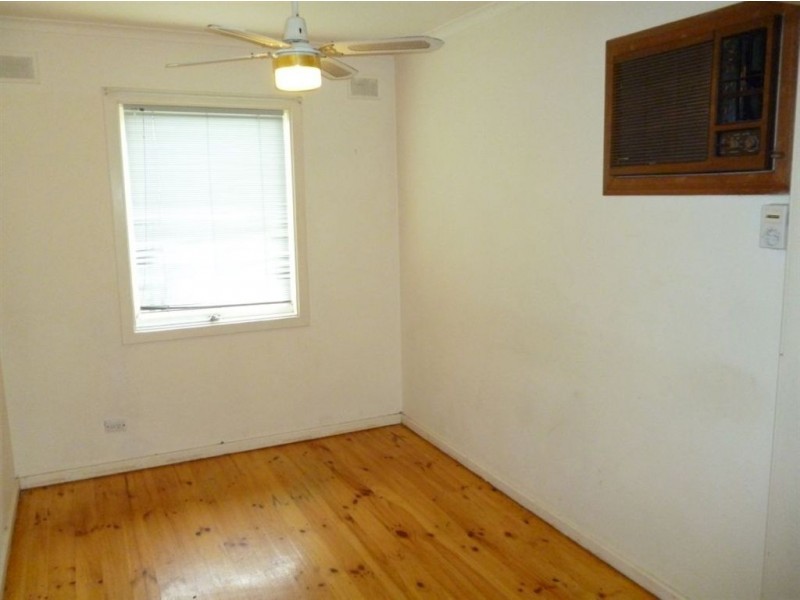 4 Alexander Crescent, Christie Downs SA 5164