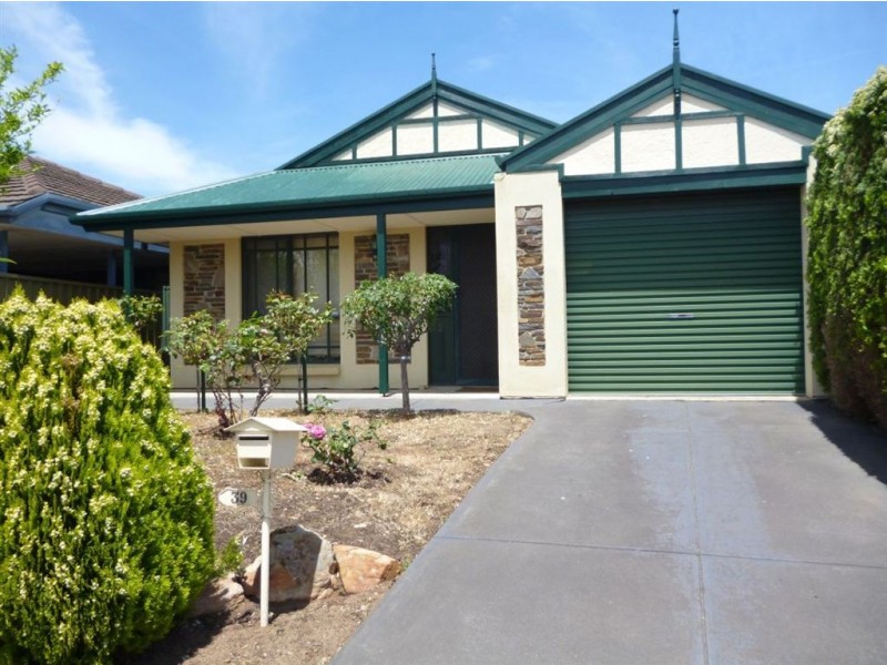 39 Barossa Way, Woodcroft SA 5162