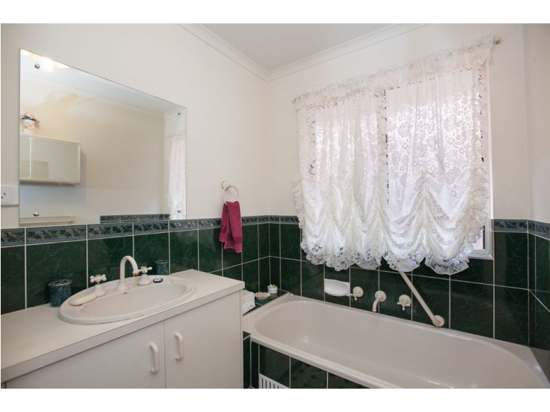 39 Barossa Way, Woodcroft SA 5162