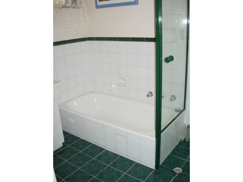 27 Misan Drive, Morphett Vale SA 5162