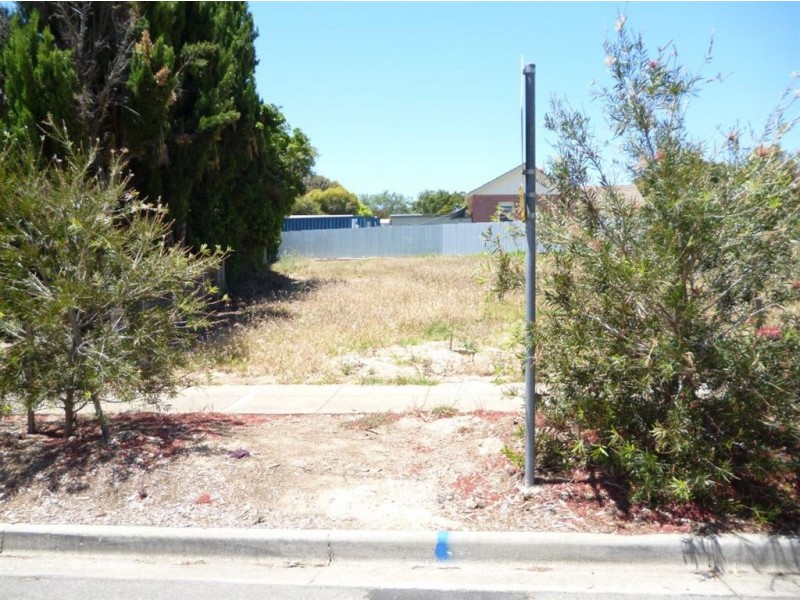 2a Holly Street, Christies Beach SA 5165