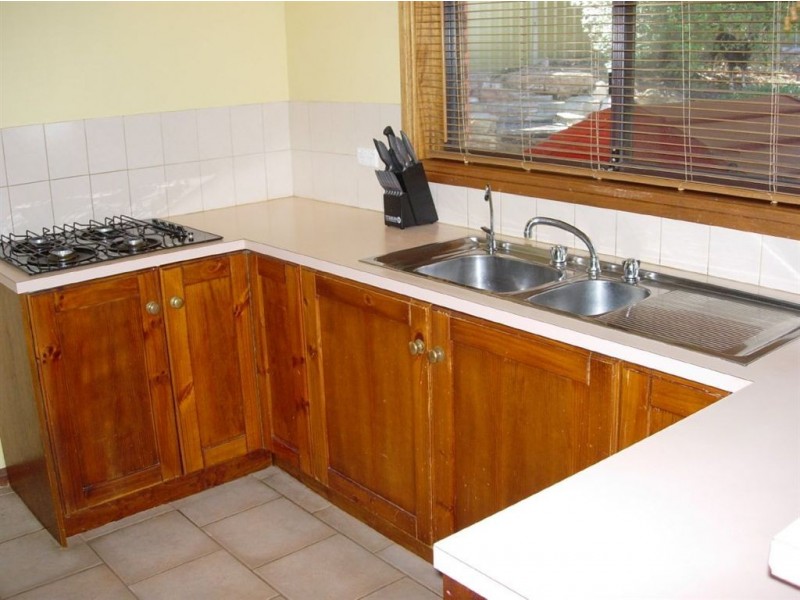 4 Brumby Court, Woodcroft SA 5162