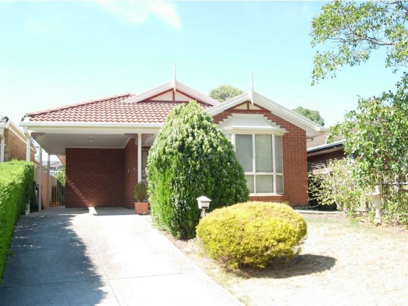 2 Padthaway Court, Woodcroft SA 5162