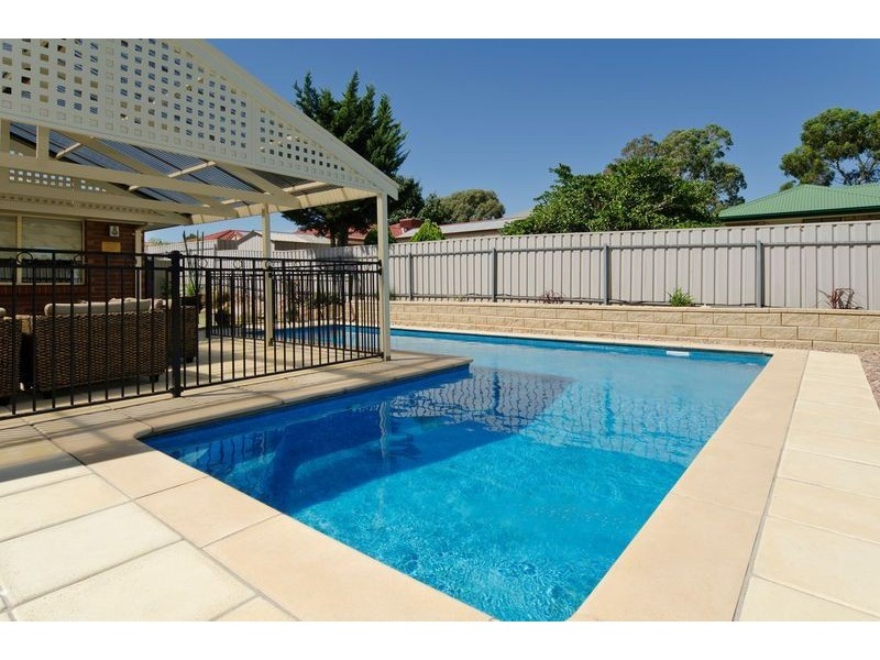 57 Investigator Drive, Woodcroft SA 5162