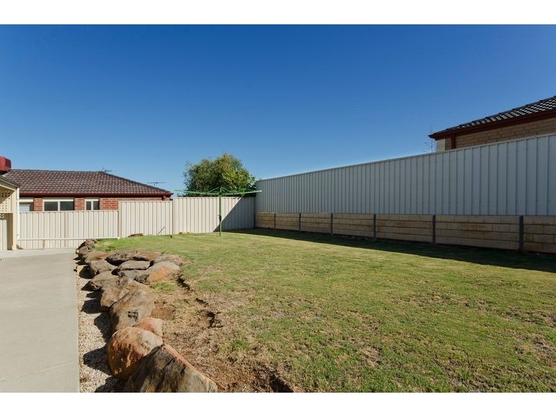 35 Chamberlain Drive, Christie Downs SA 5164