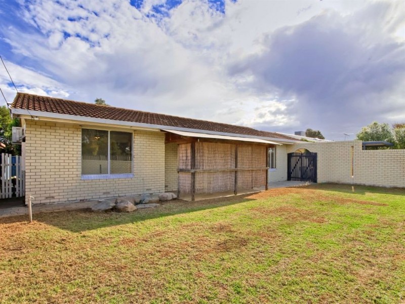 57 Trim Crescent, Old Noarlunga SA 5168