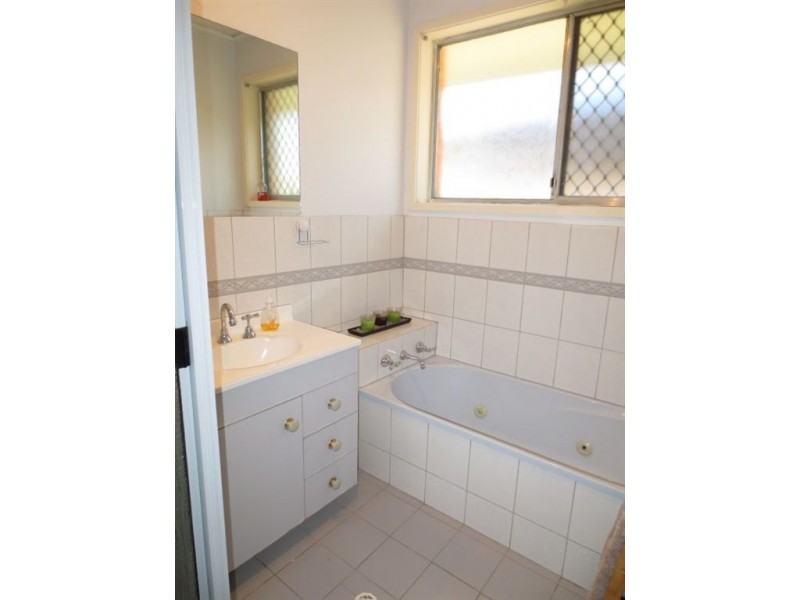 13 Carmela Avenue, Morphett Vale SA 5162