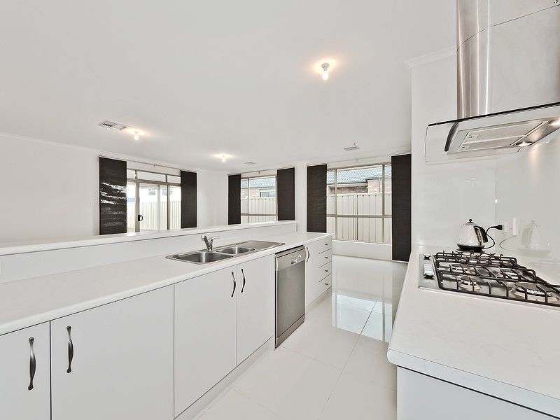 13 Oriana Drive, Sellicks Beach SA 5174