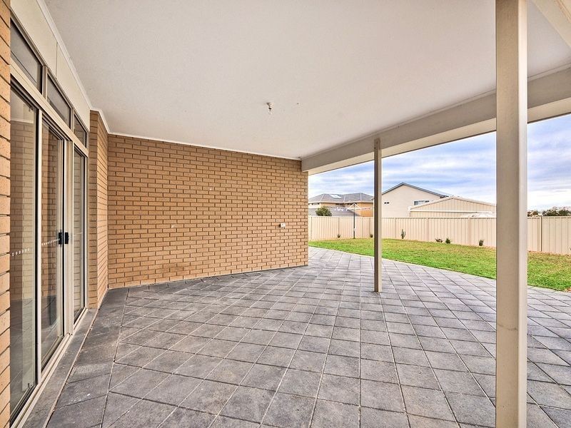 13 Oriana Drive, Sellicks Beach SA 5174