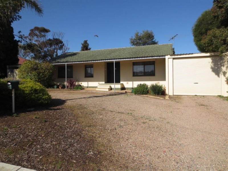 36 McKinna Road, Christie Downs SA 5164