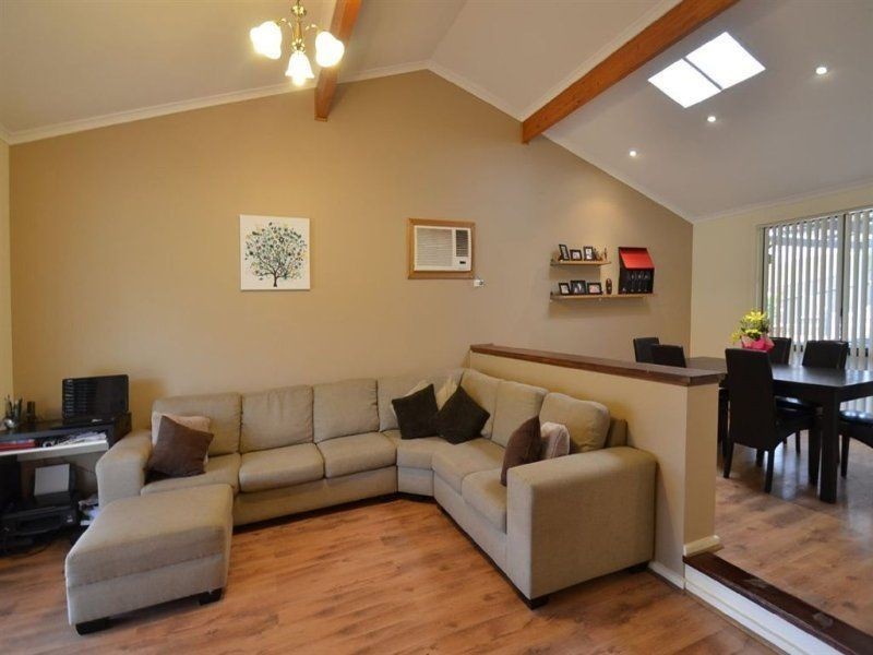 8 Sarga Street, Hallett Cove SA 5158