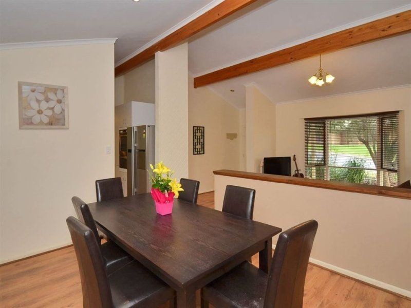 8 Sarga Street, Hallett Cove SA 5158