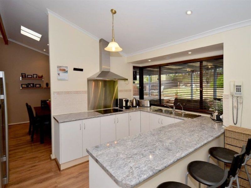 8 Sarga Street, Hallett Cove SA 5158