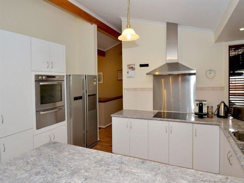 8 Sarga Street, Hallett Cove SA 5158