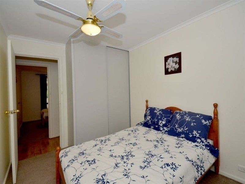 8 Sarga Street, Hallett Cove SA 5158