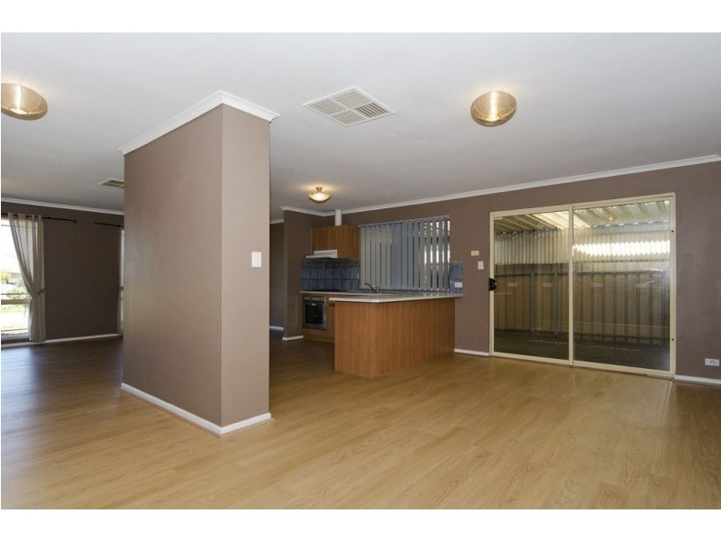 2 Cardiff Walk, Seaford SA 5169