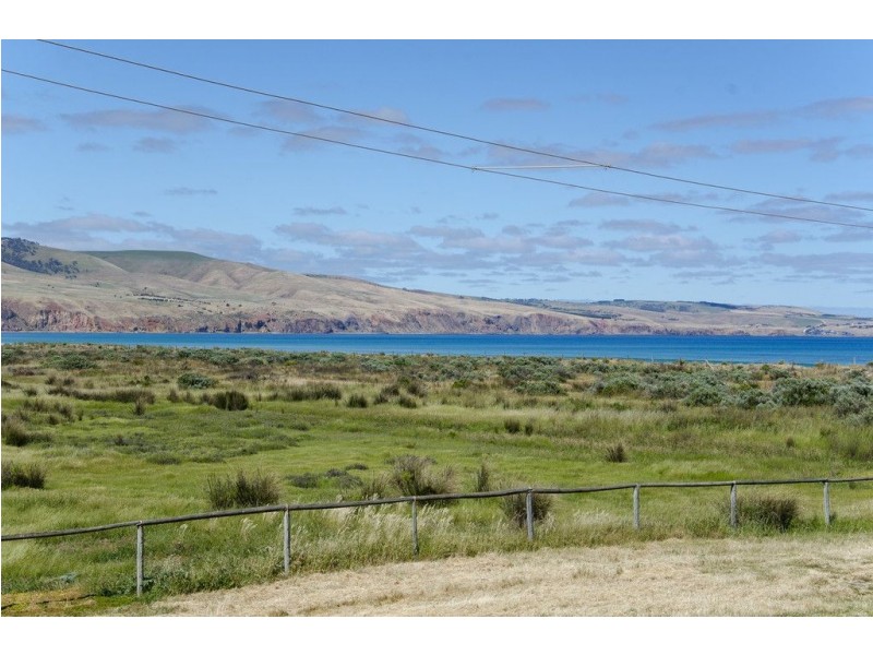 1 Loongana Road, Aldinga Beach SA 5173