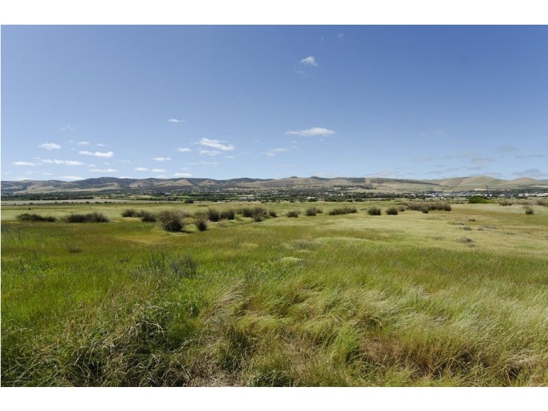 1 Loongana Road, Aldinga Beach SA 5173