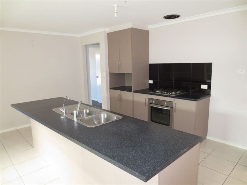 104 Emerald Boulevard, Aldinga Beach SA 5173