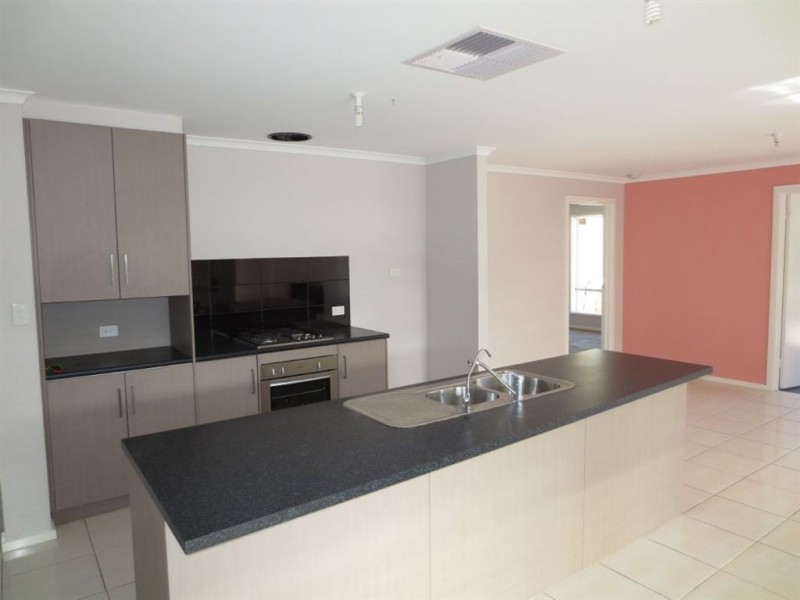 104 Emerald Boulevard, Aldinga Beach SA 5173