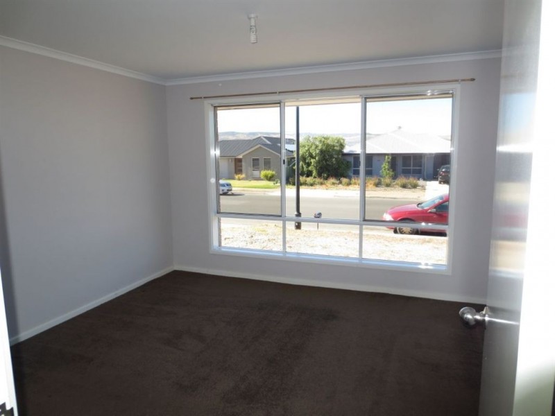 104 Emerald Boulevard, Aldinga Beach SA 5173