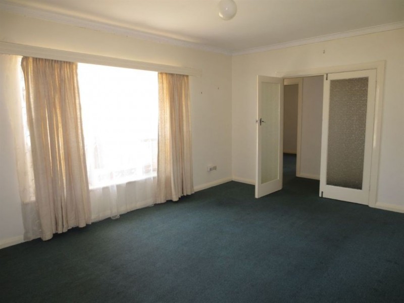 15 Vine Street, Morphett Vale SA 5162