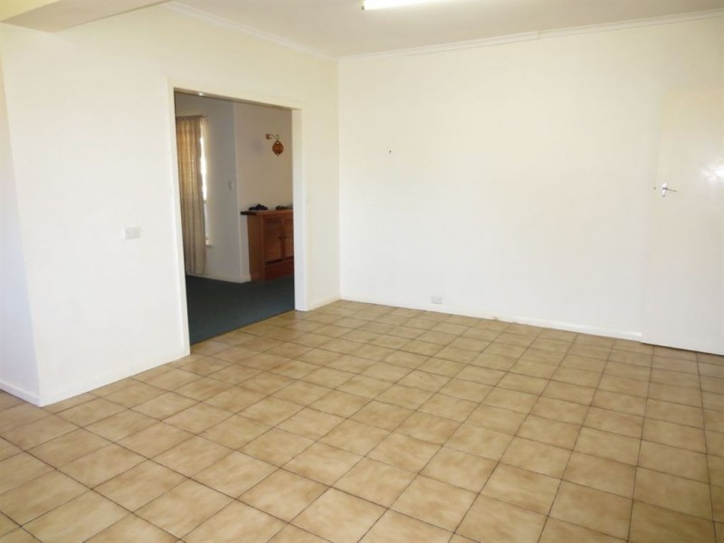 15 Vine Street, Morphett Vale SA 5162