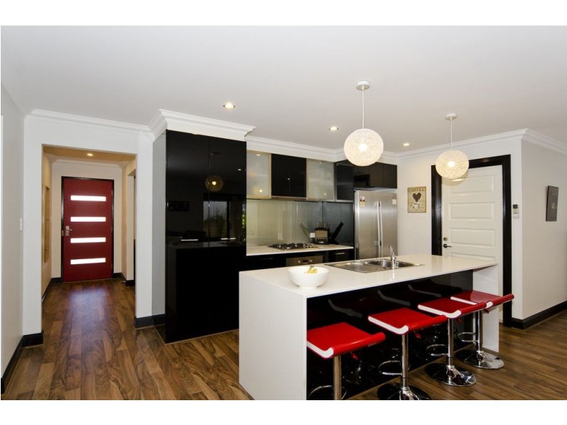 10/18 Nigel Lane, Hackham SA 5163