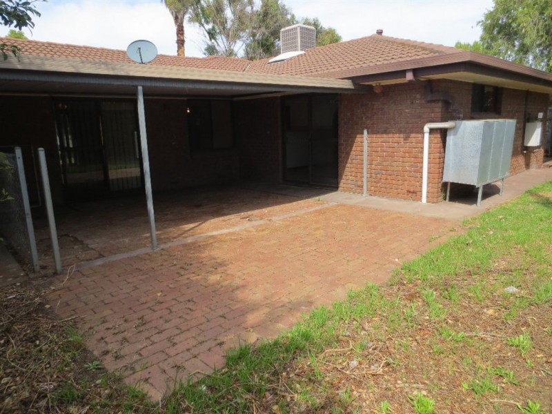 27 Tracy Way, Morphett Vale SA 5162