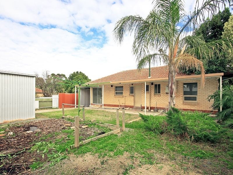 22 Prince Charles Street, Morphett Vale SA 5162