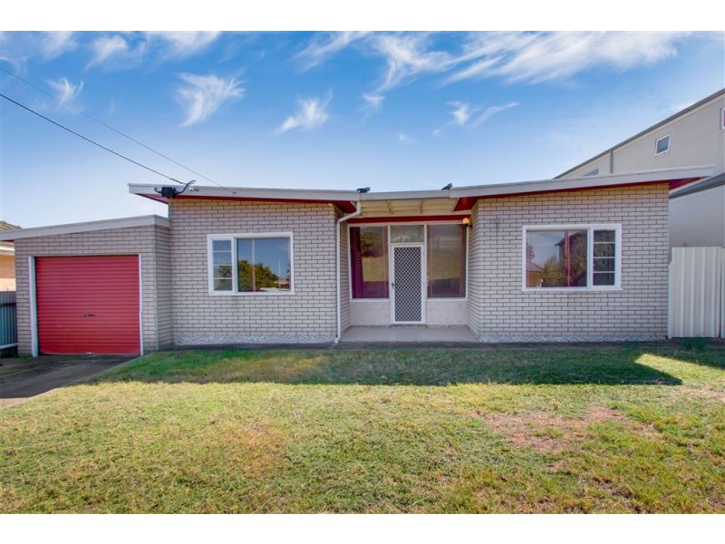 59 Ferris St, Christies Beach SA 5165