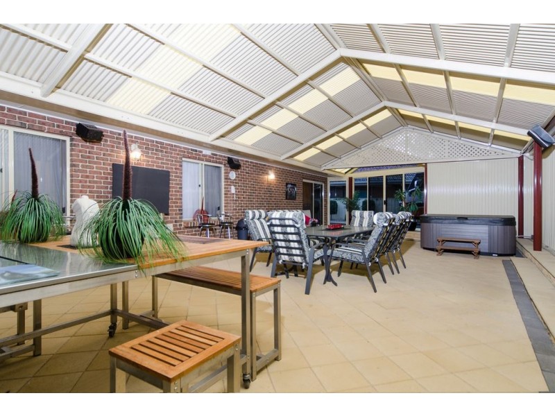 28 Hall Crescent, Old Noarlunga SA 5168
