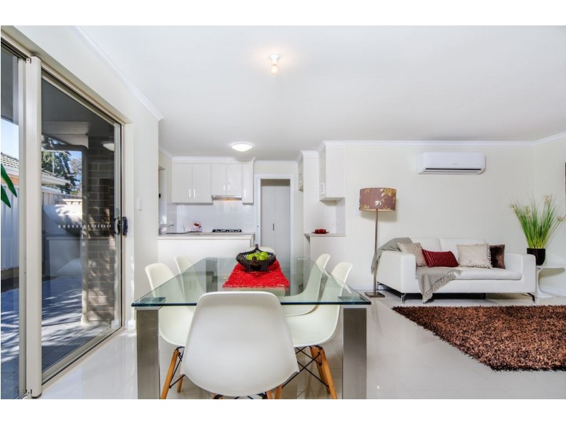 10 Raphael Crescent, Morphett Vale SA 5162