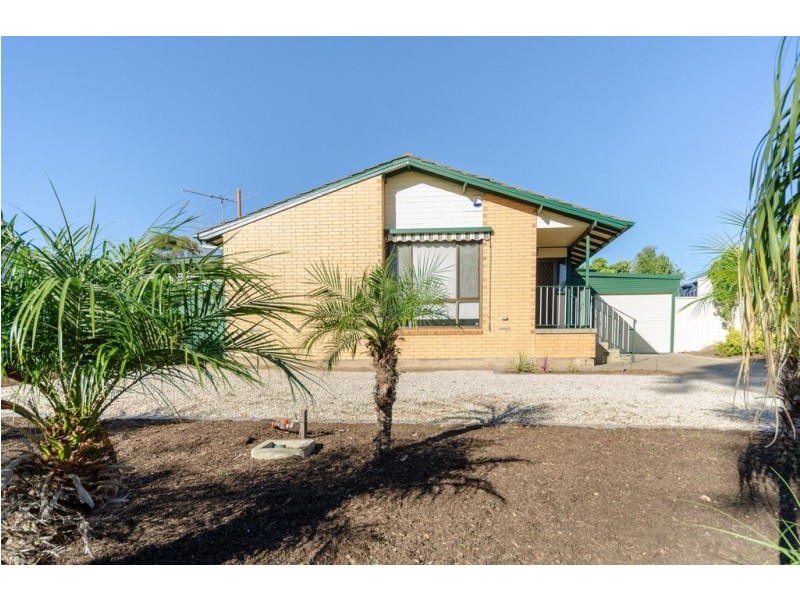 28 Simeon Cres, Morphett Vale SA 5162