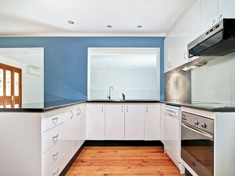 16 Ayre Street, Morphett Vale SA 5162