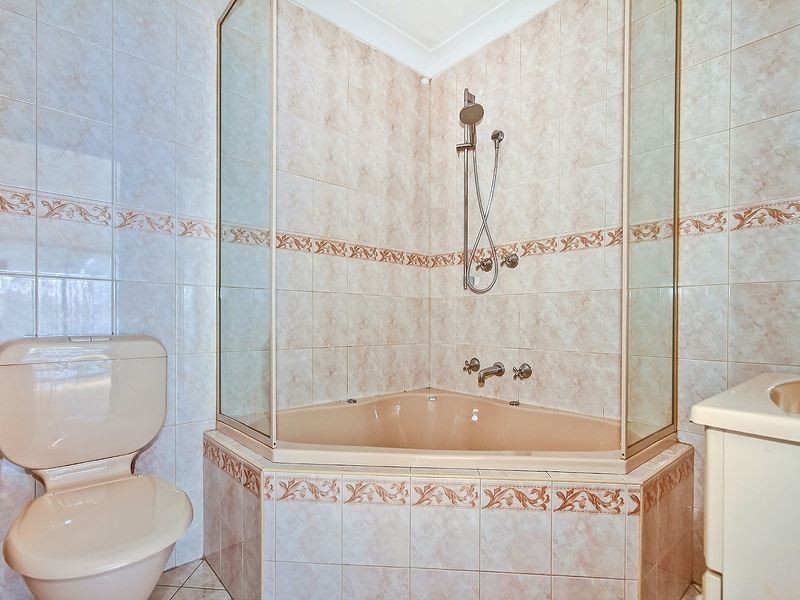 16 Ayre Street, Morphett Vale SA 5162