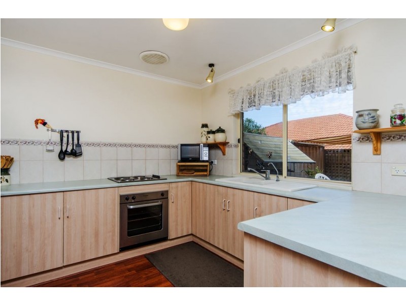 3/12 Buttercup Grove, Morphett Vale SA 5162