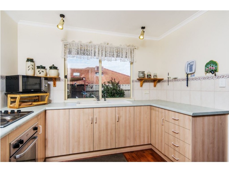 3/12 Buttercup Grove, Morphett Vale SA 5162