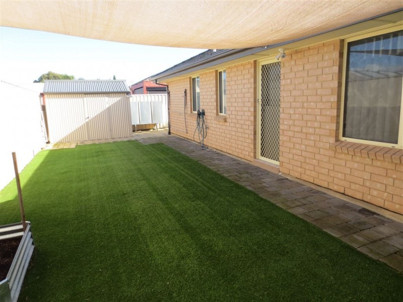 26 Verdant Parade, Woodcroft SA 5162