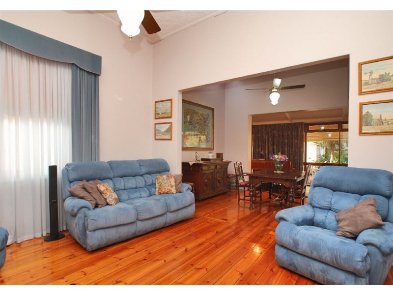 21 Ashford Road, Keswick SA 5035