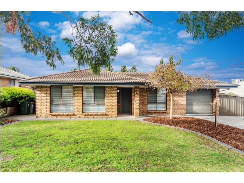 9 Banks Road, Woodcroft SA 5162