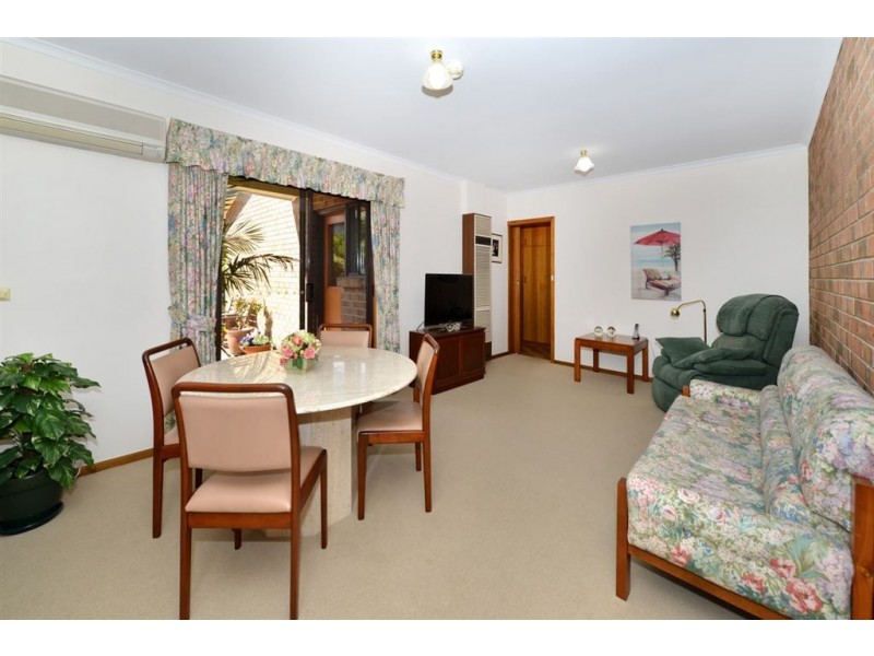 12 Fireball Avenue, Hallett Cove SA 5158